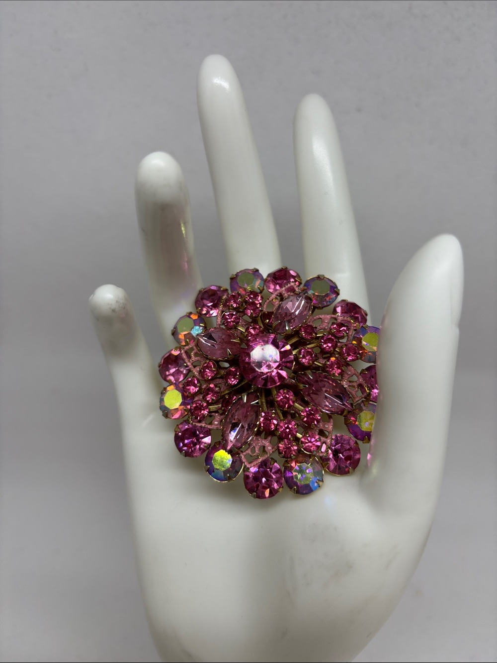 Gorgeous pink rhinestone, mid-century brooch